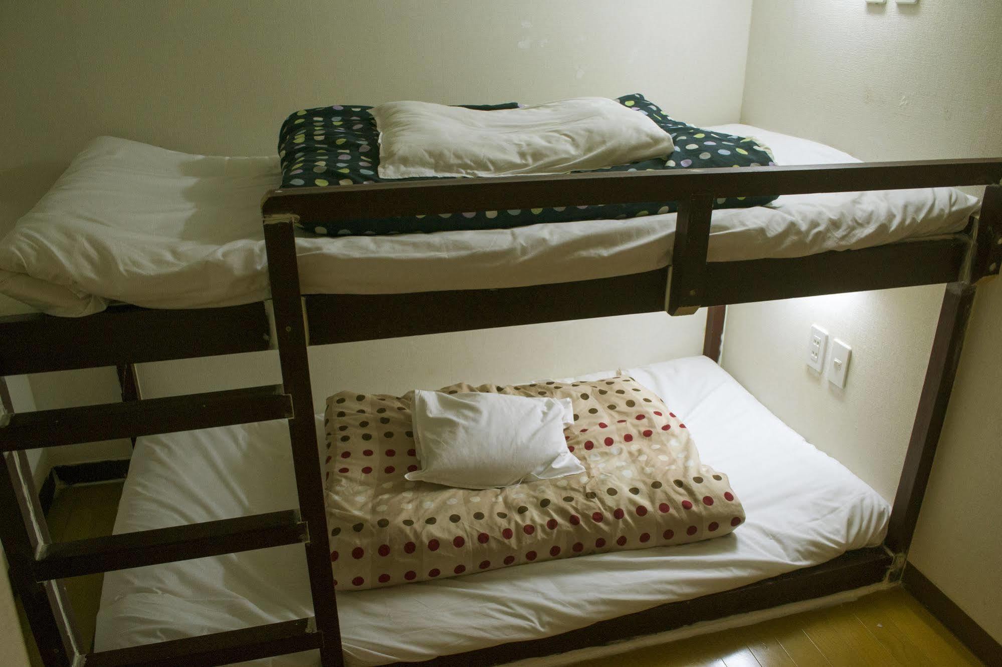 Little Asia Guest House นาฮะ ภายนอก รูปภาพ