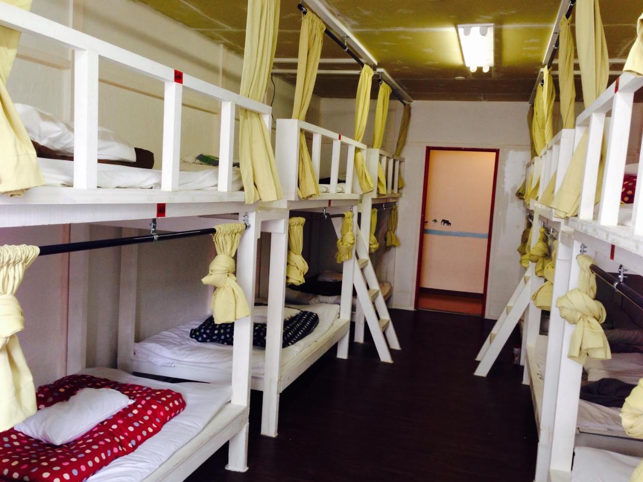 Little Asia Guest House นาฮะ ภายนอก รูปภาพ